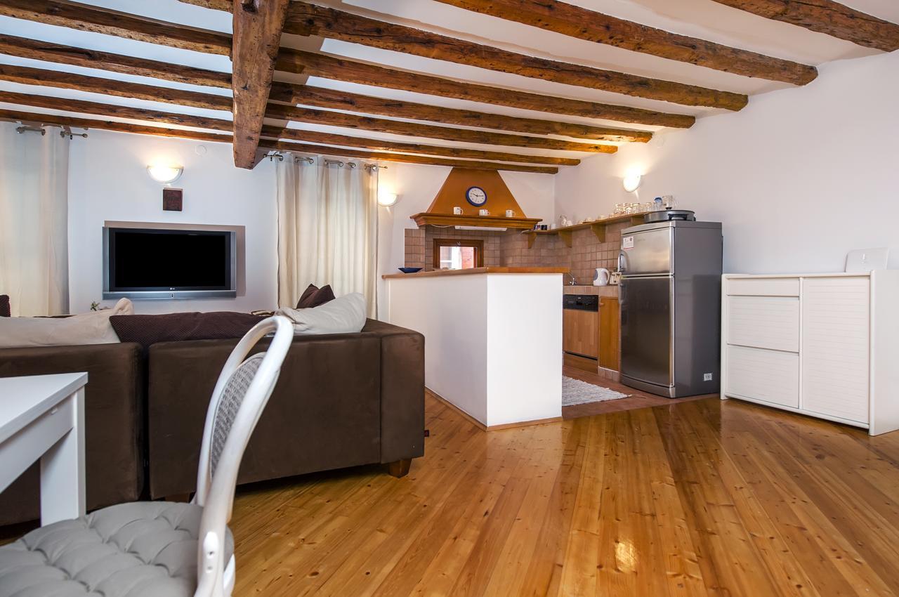 Apartment Marconi Rovigno Esterno foto