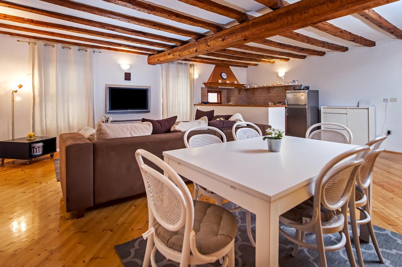 Apartment Marconi Rovigno Esterno foto
