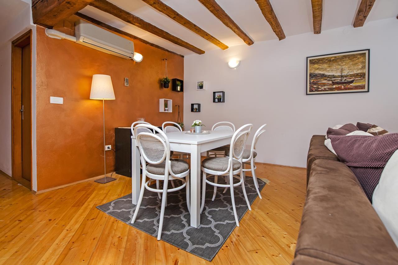 Apartment Marconi Rovigno Esterno foto
